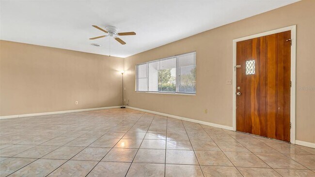 Foto del edificio - 1460 S Betty Ln