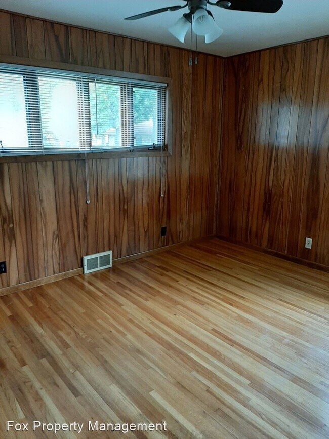Foto del edificio - 4 br, 2 bath House - 2615 4th Avenue N.