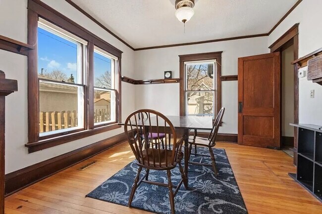 Foto del edificio - 1101 25th Ave SE