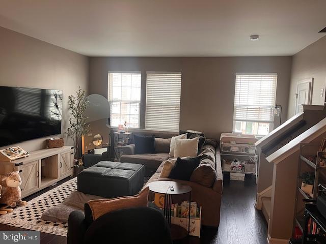 Foto del edificio - 107 Winterberry Way