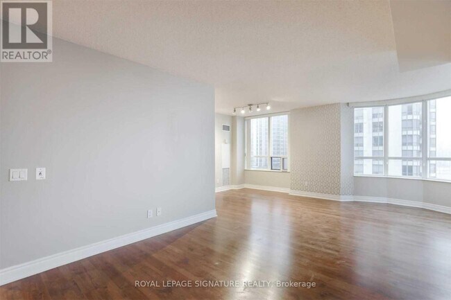 Building Photo - 15 Northtown Way