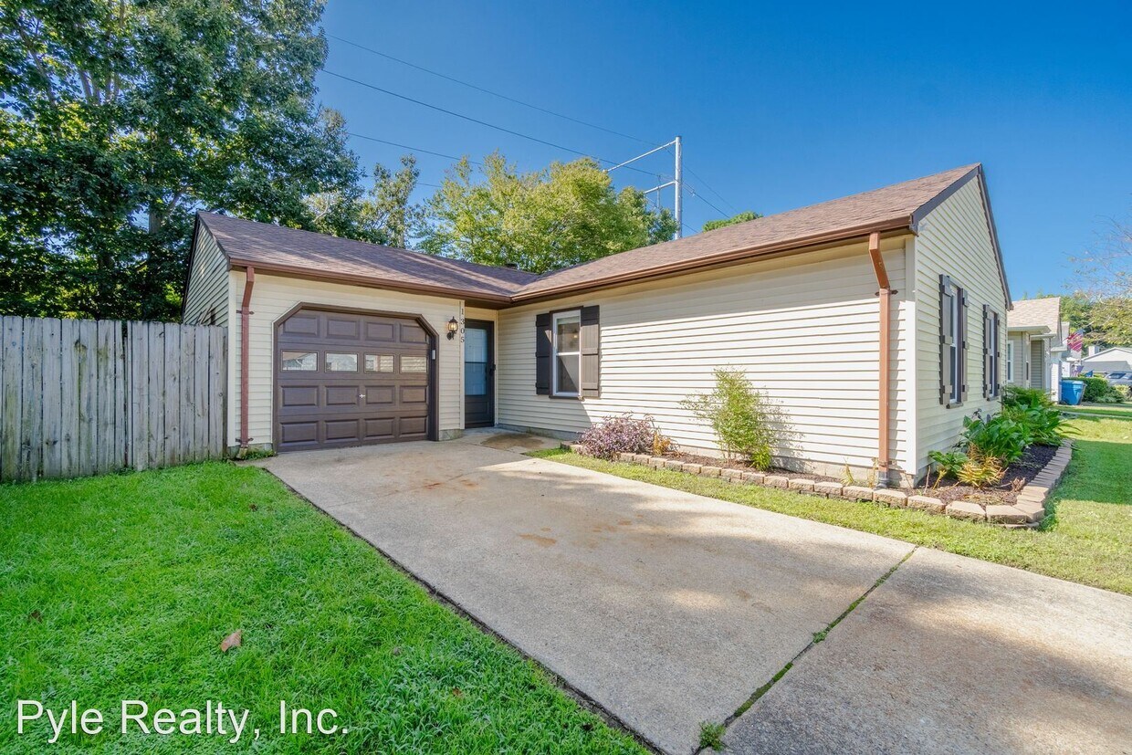 3 br, 2 bath House 1305 Chickadee Lane House Rental in Virginia