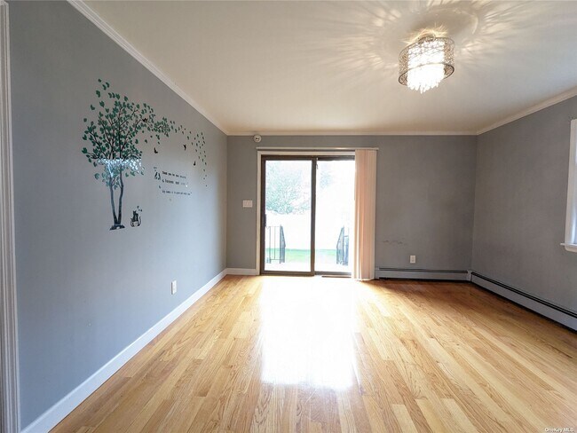 Building Photo - 133 N 12th St