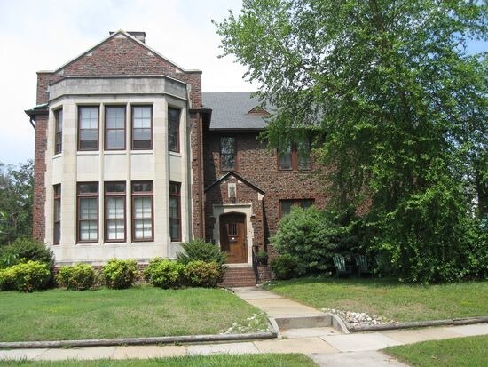 Street view duplex - 630 Shirley Ave