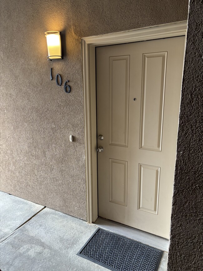 Building Photo - 2940 Kincaid Dr