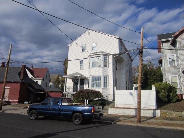 Building Photo - 50 Blake St