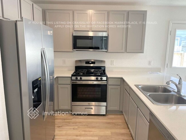 Foto del edificio - 22260 Stoney Ravine Dr