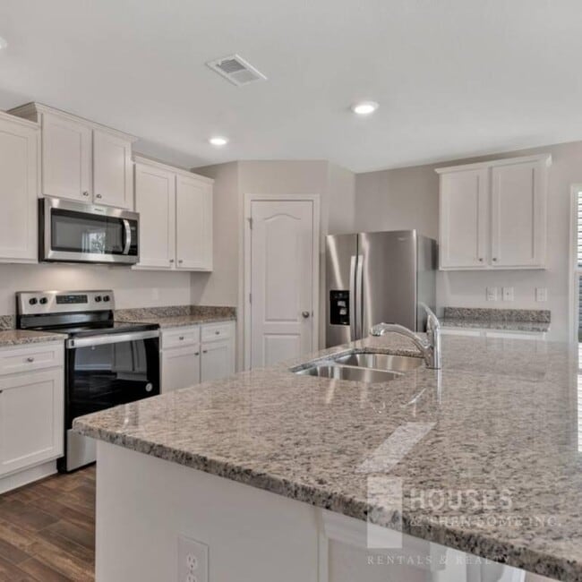 Building Photo - 4057 Reinfield Dr