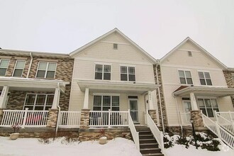 Building Photo - 8264 Starr Grass Dr