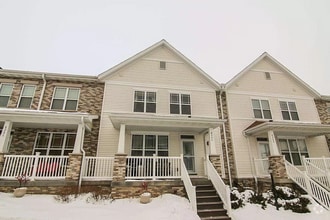 Building Photo - 8264 Starr Grass Dr