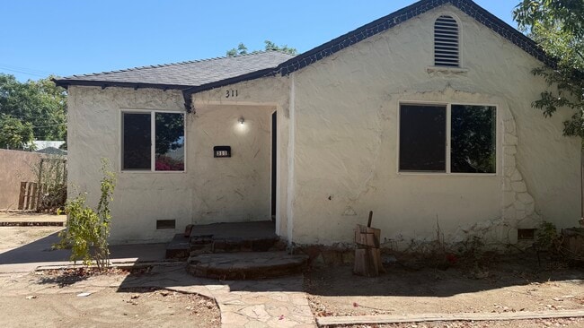 Building Photo - 311 California Ave