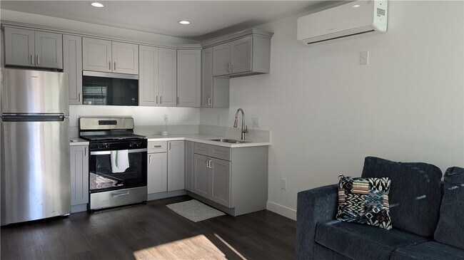 Foto del edificio - 25214 Oak St