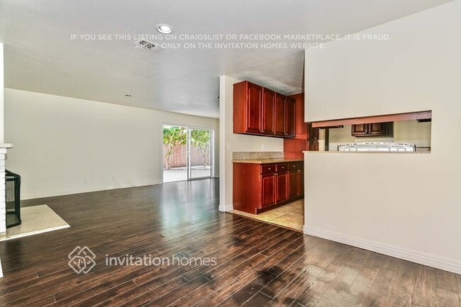 Building Photo - 810 Trinidad Way
