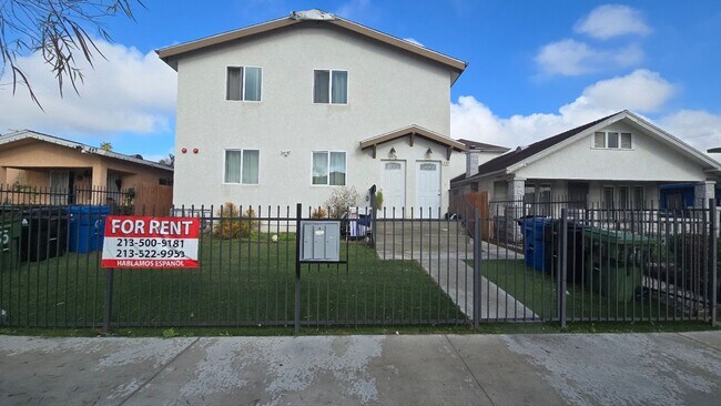 Building Photo - All Bed& Bath at 1st 2CAR Assigned Parking Space at back with access alley,tile &laminate floorin...