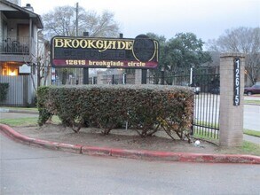 Building Photo - 12615 Brookglade Cir