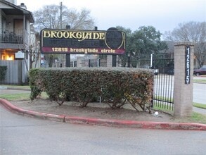 Building Photo - 12615 Brookglade Cir
