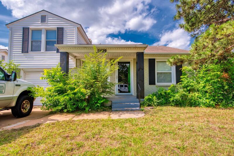 Foto principal - 2429 NW 35th St