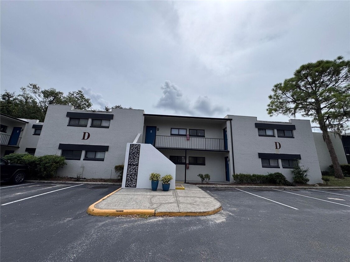 Primary Photo - 1108 Bartow Rd
