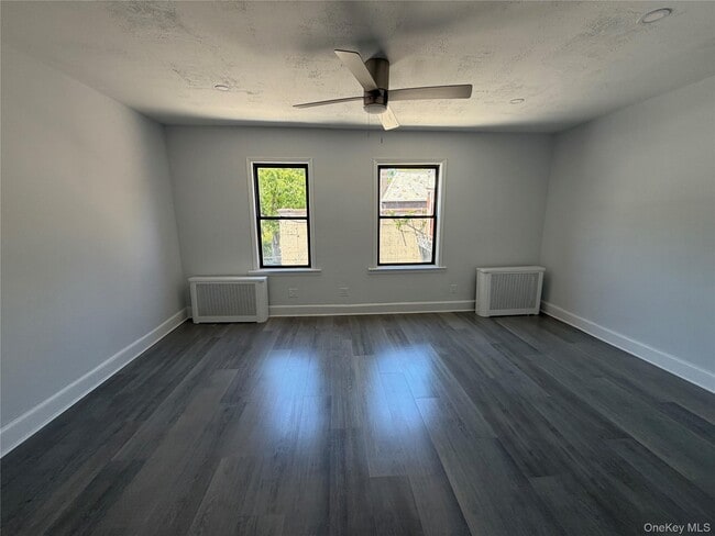 Foto del edificio - 96-17-96-69 69th Ave