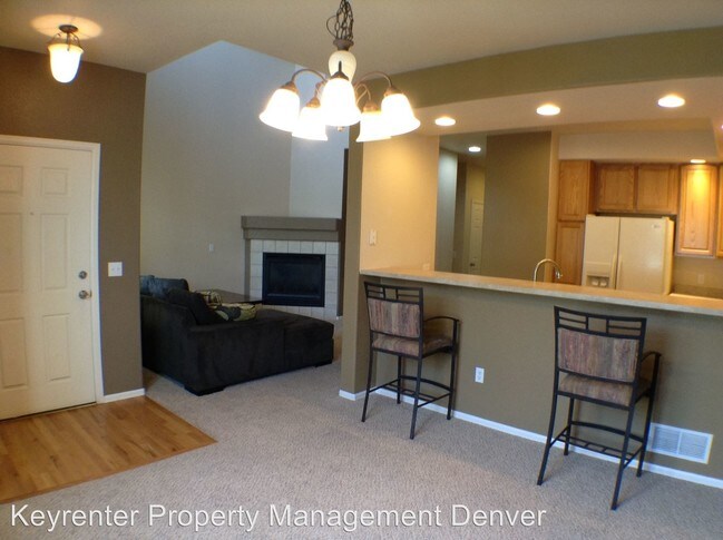 Foto del edificio - 12664 W Bowles Pl