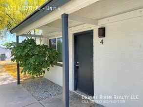 Building Photo - 4423 N 13th Pl