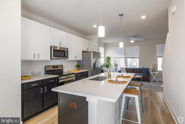 Foto del edificio - 1801 Guilford Ave