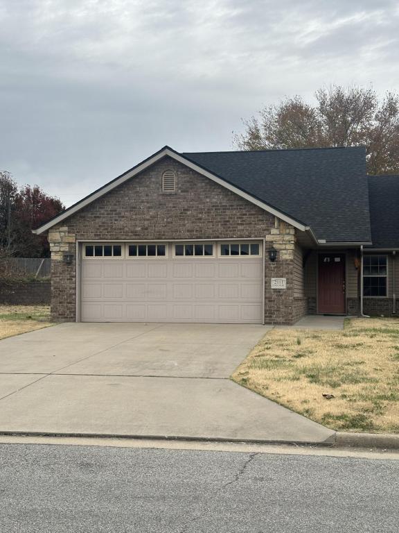 2111 E 32nd St House Rental in Joplin, MO