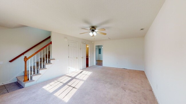 Building Photo - 216 Smallwood Rd