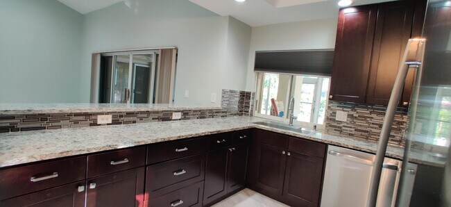 Foto del edificio - 5865 NW 41st Way