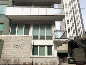 Building Photo - 650 W Wayman St