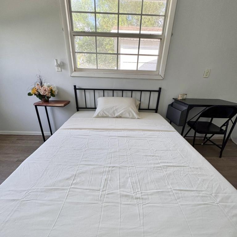 Foto principal - 2701 Ave T NW
