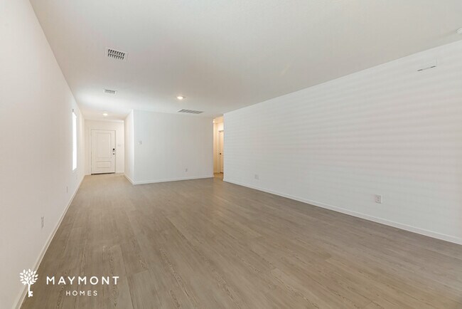 Foto del edificio - 2024 Sulky Ln