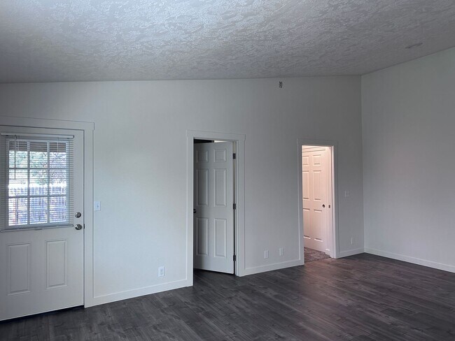 Foto del edificio - 16662 Shaw Pine Ct