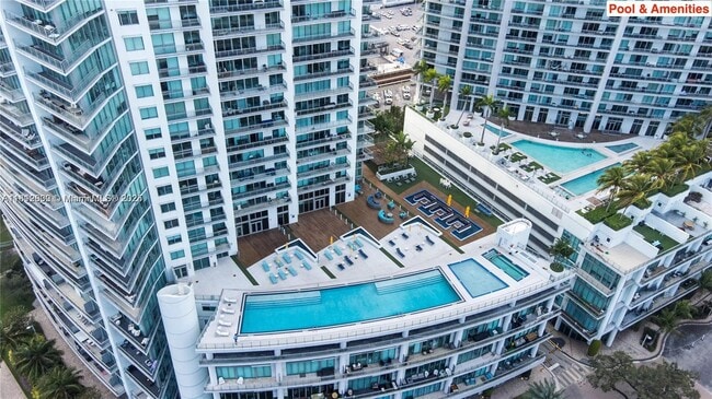Foto del edificio - 92 SW 3rd St