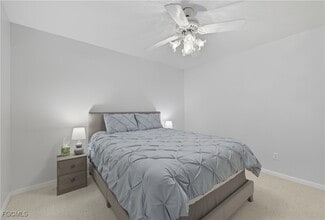 Building Photo - 12250 Kelly Greens Blvd