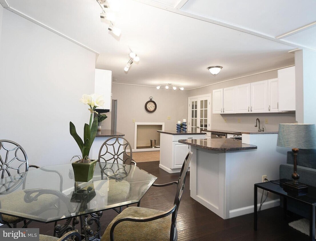 Foto principal - 1239 Reece Rd