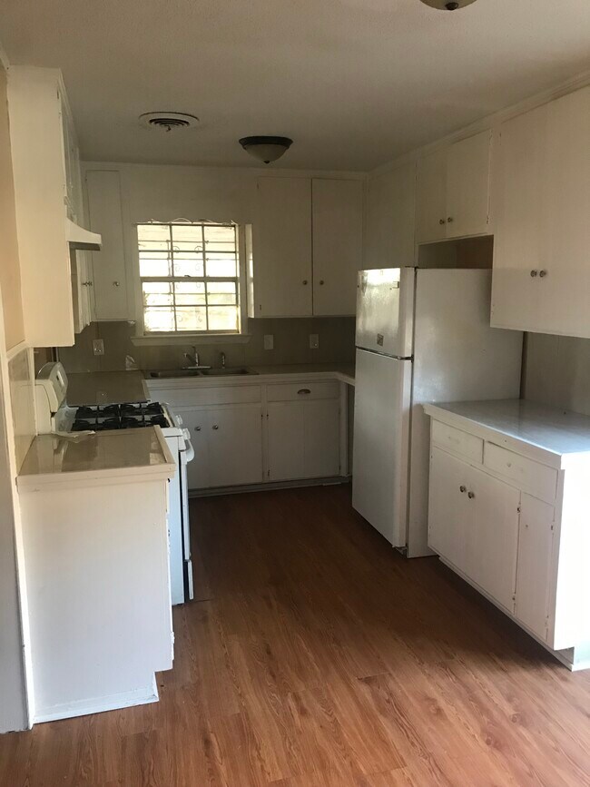 Foto del edificio - 2943 Alta Rd