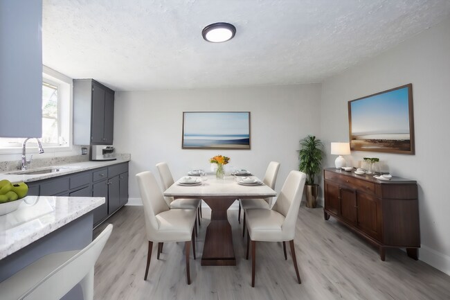 Building Photo - 116 Peachtree St