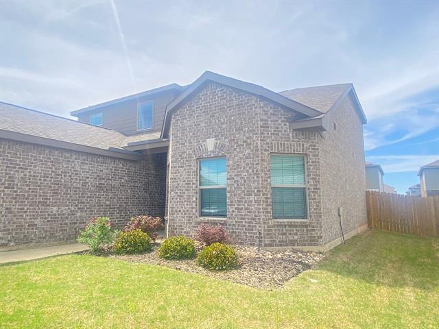 Foto del edificio - 316 Golden Sands Ln