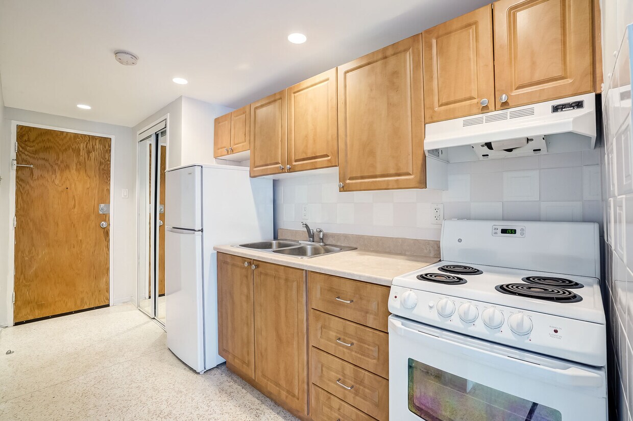 Photo du bâtiment - Crystal Arms