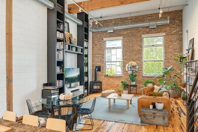 Foto del edificio - 801 N Washington Ave