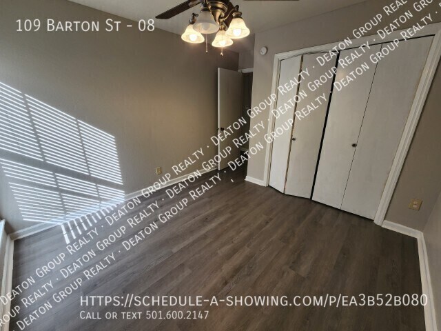 Foto del edificio - 109 Barton St