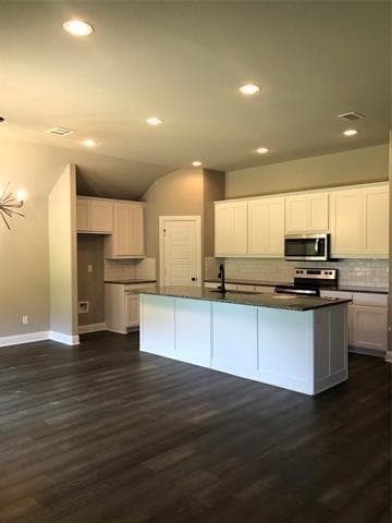 Building Photo - 209 McKittrick Ln