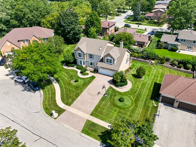 Building Photo - 707 Republic Ct