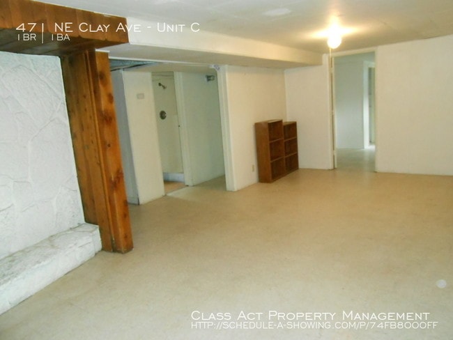 Building Photo - 471 NE Clay Ave