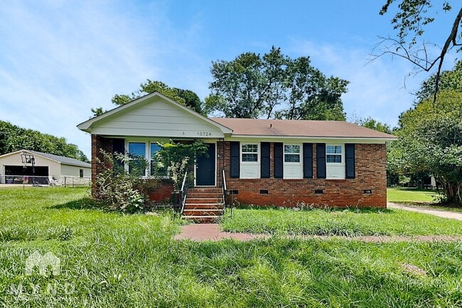 Building Photo - 10724 Arlington Church Rd