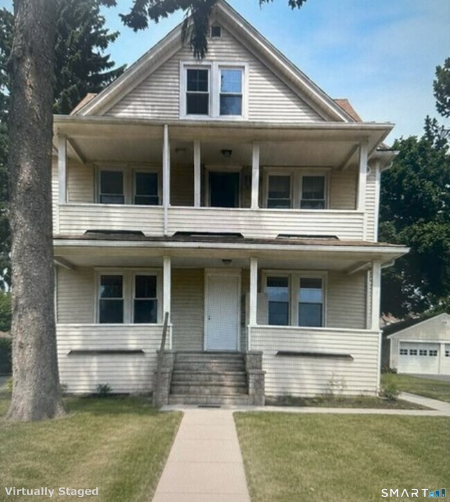 Building Photo - 35 9th Ave