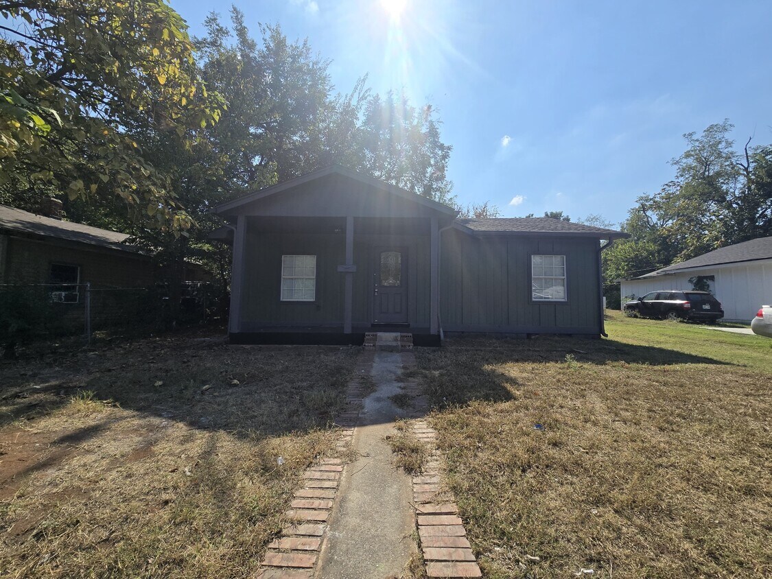 Photo - 3128 NW 33rd St (Oklahoma City, OK)