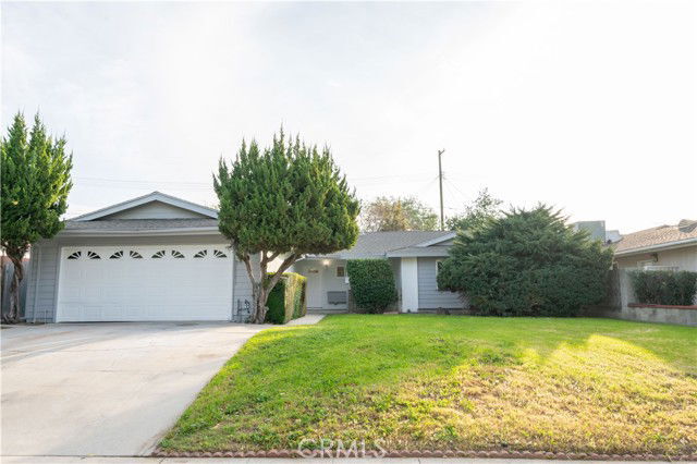 Foto del edificio - 9320 Rhea Ave