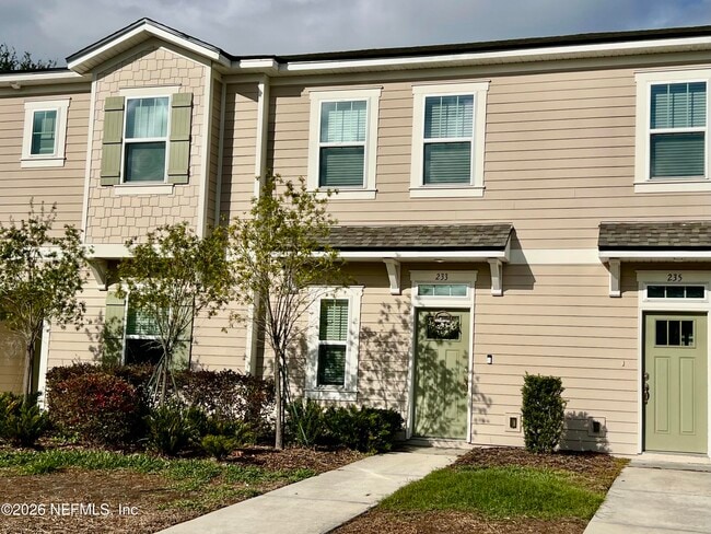 Building Photo - 233 Annies Pl